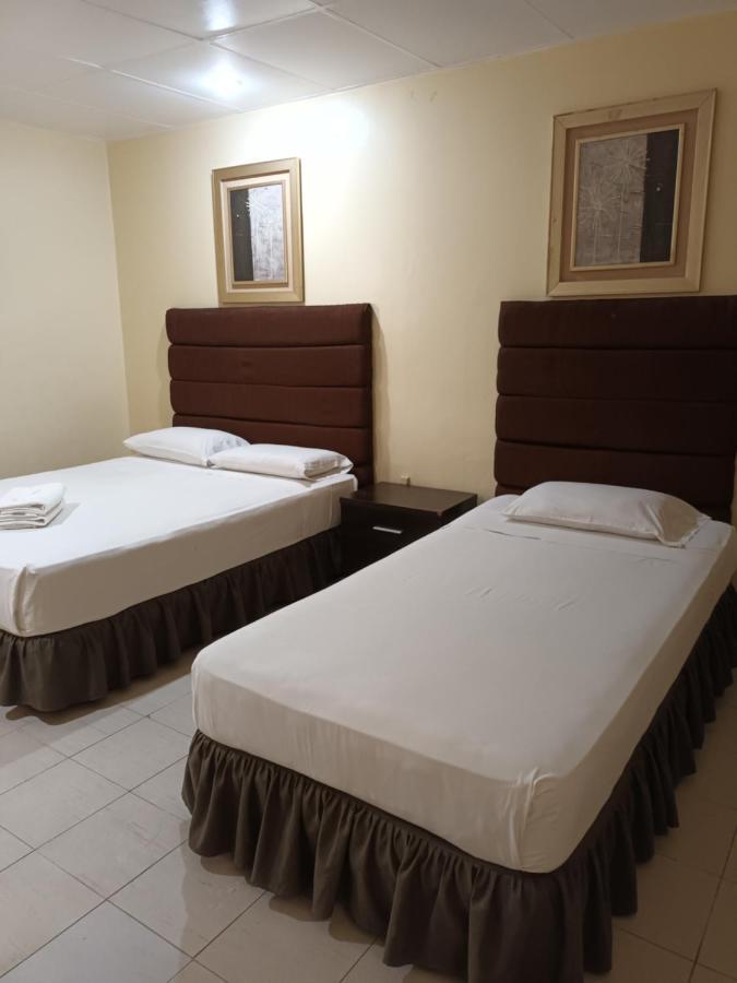 Mactan Pension House Lapu-Lapu City Exterior photo